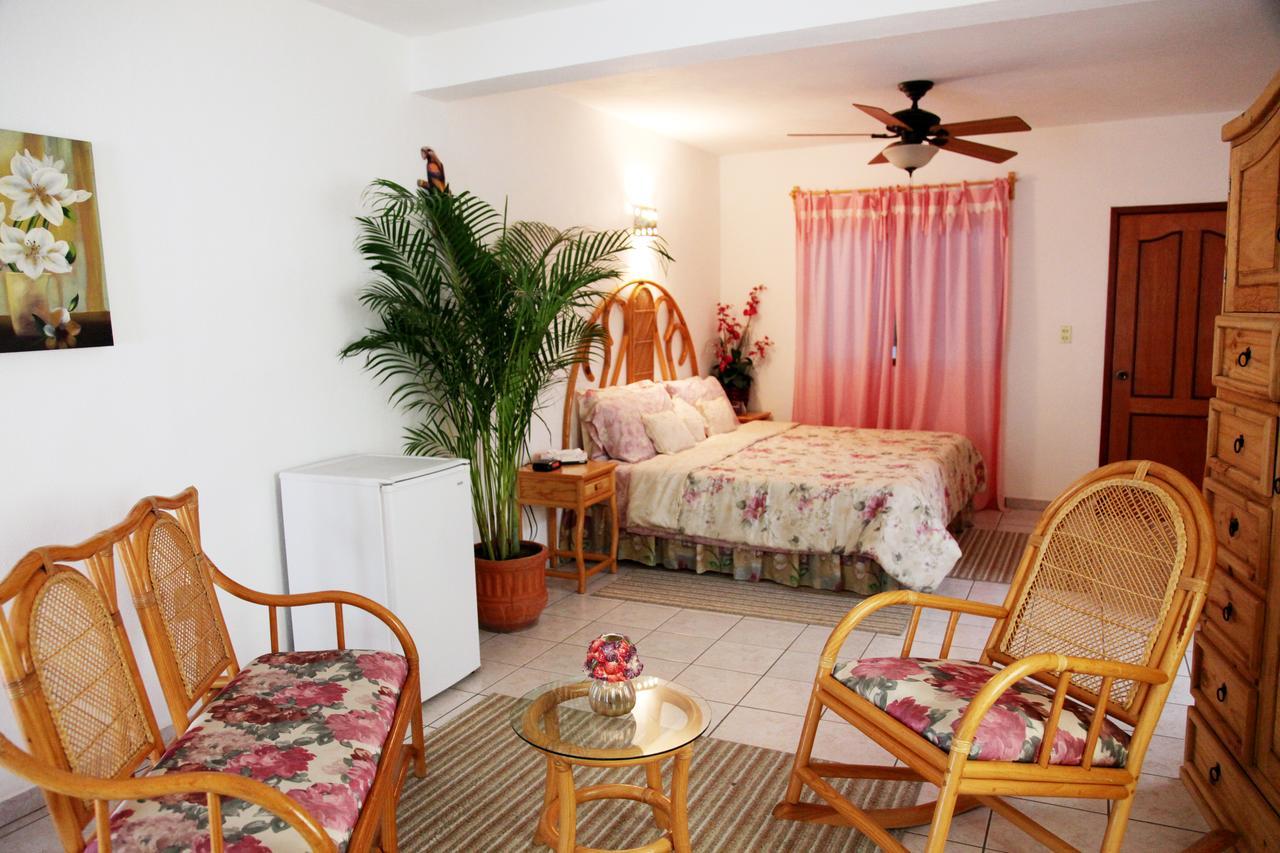 Hostal Casa Blanca Comala Luaran gambar