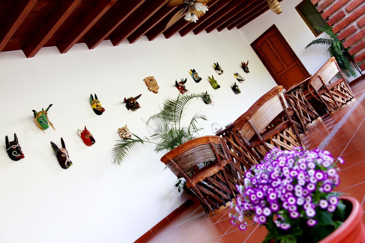 Hostal Casa Blanca Comala Luaran gambar